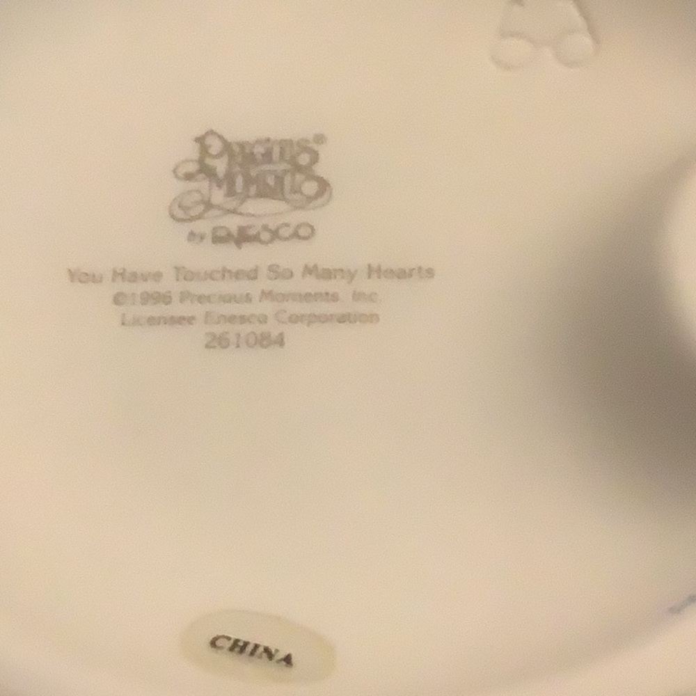 Precious Moments figurine - no box - Picture 2 of 2